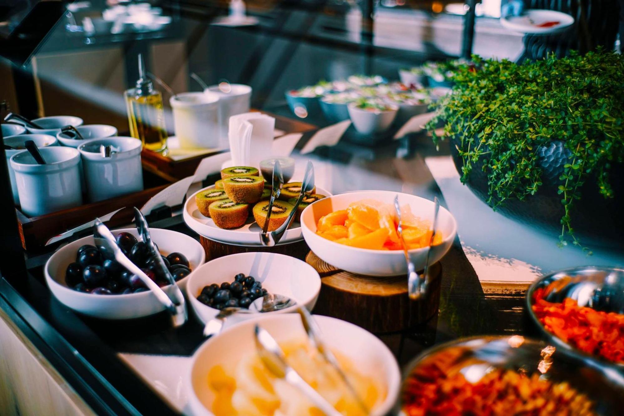 Hyatt Centric Καναζάουα Εξωτερικό φωτογραφία A buffet at a hotel